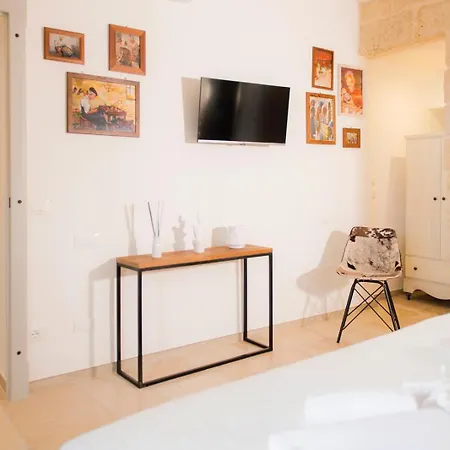 Profumo Antico - Luxury Gasthof Monopoli