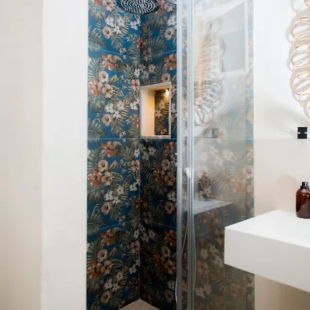 Profumo Antico - Luxury By Sthey Guest house